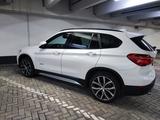BMW X1 xDrive20i xLine Steptronic xLine - BMW X1 mit Panoramadach