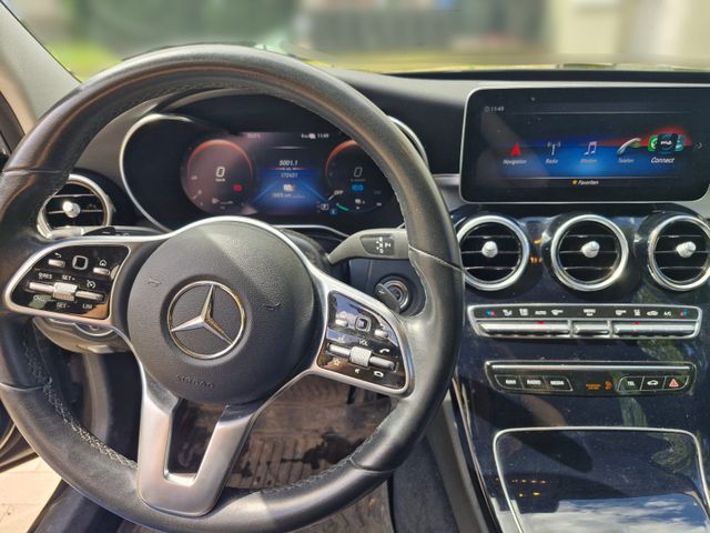 MERCEDES-BENZ C 300 de T Autom. -