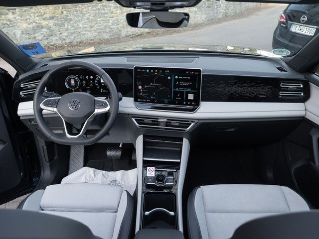 Tiguan Elegance TDI DSG Design-Paket-Dark