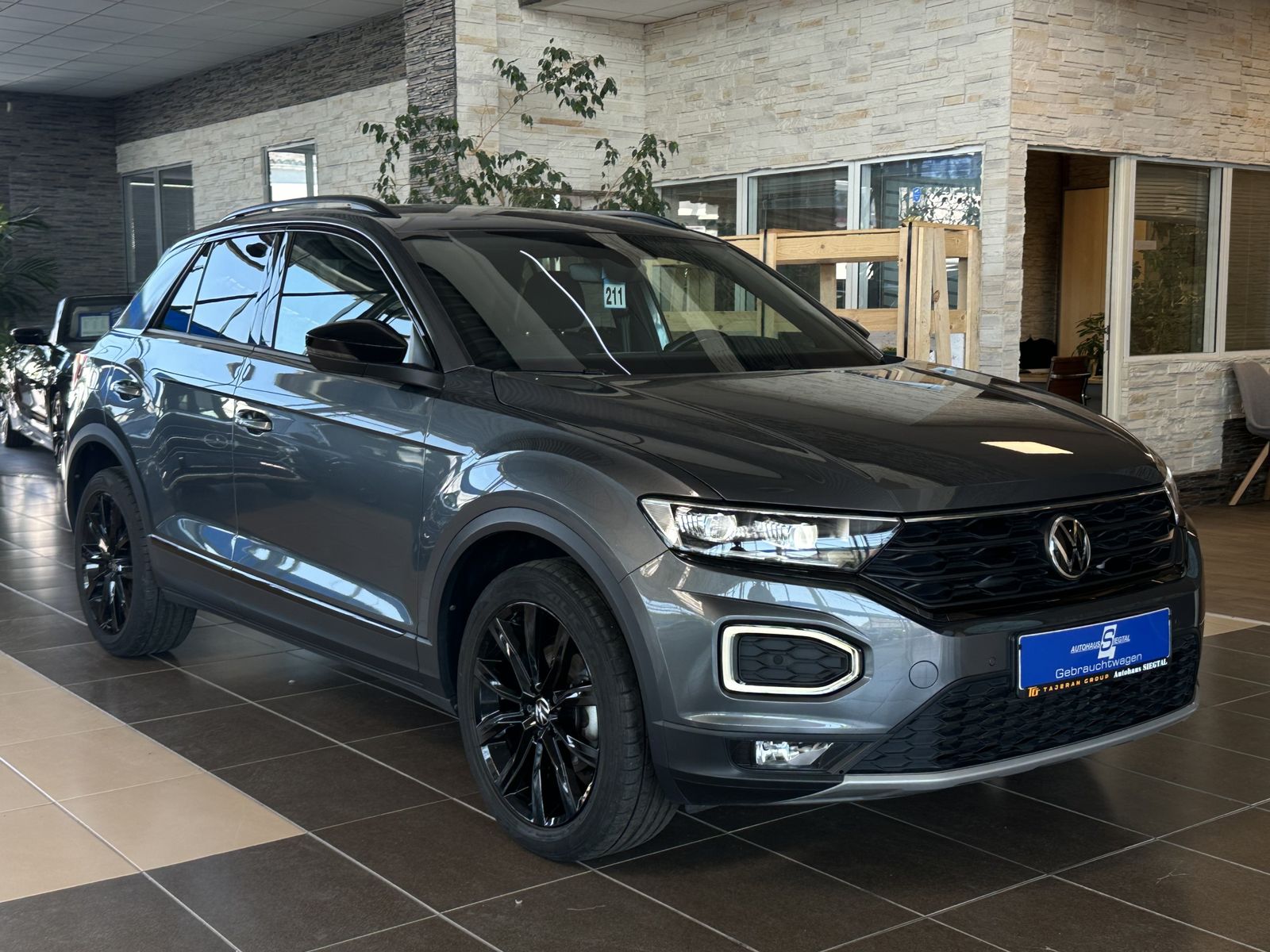 Volkswagen T-Roc Sport Teil-Leder R.Cam Navi ACC LED SHZ