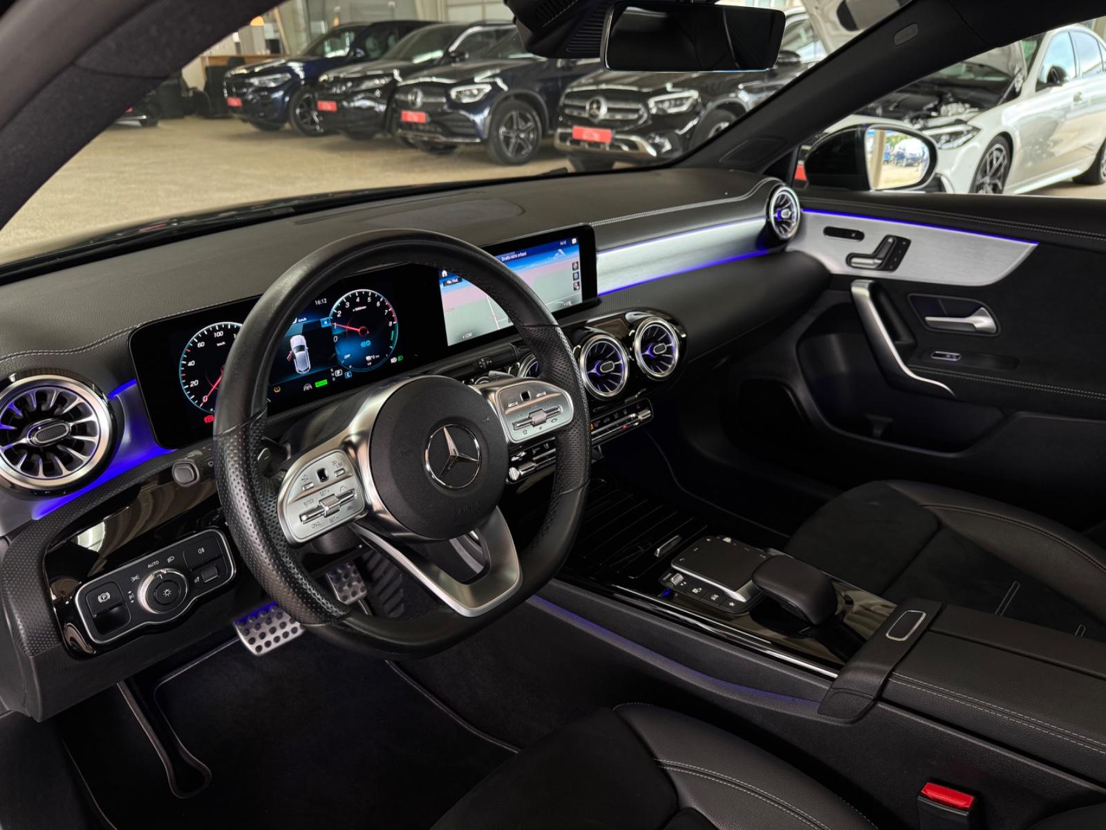 Mercedes-Benz A 250 e AMG-Line  *PAN*WS*APP*ACC*LED*SHZ*360°*