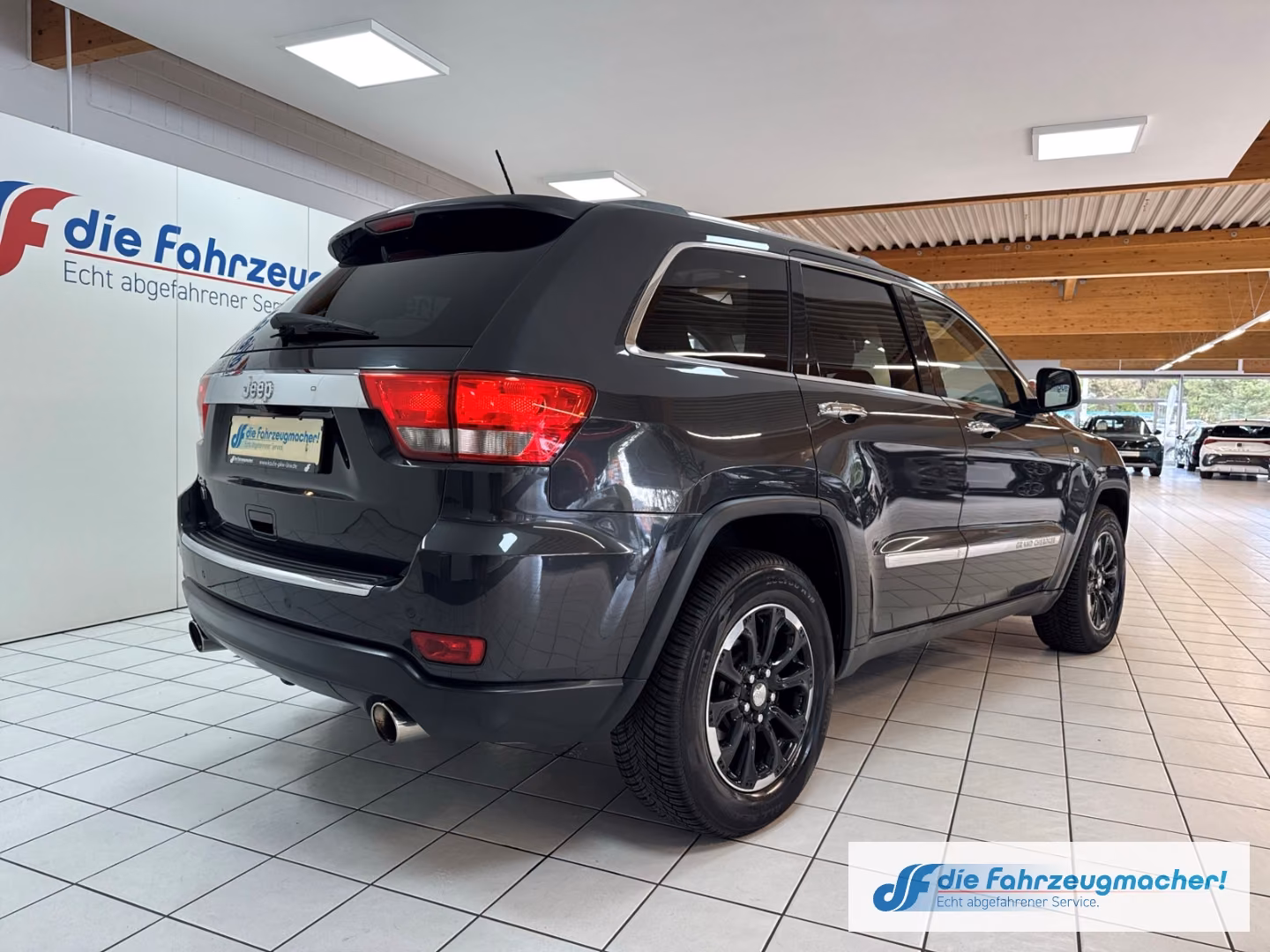 JEEP GRAND CHEROKEE 5.7 V8