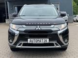 Mitsubishi Outlander PHEV Basis Spirit 4WD*Navi*Ahk*S-Heft* - gebrauchte Mitsubishi Van