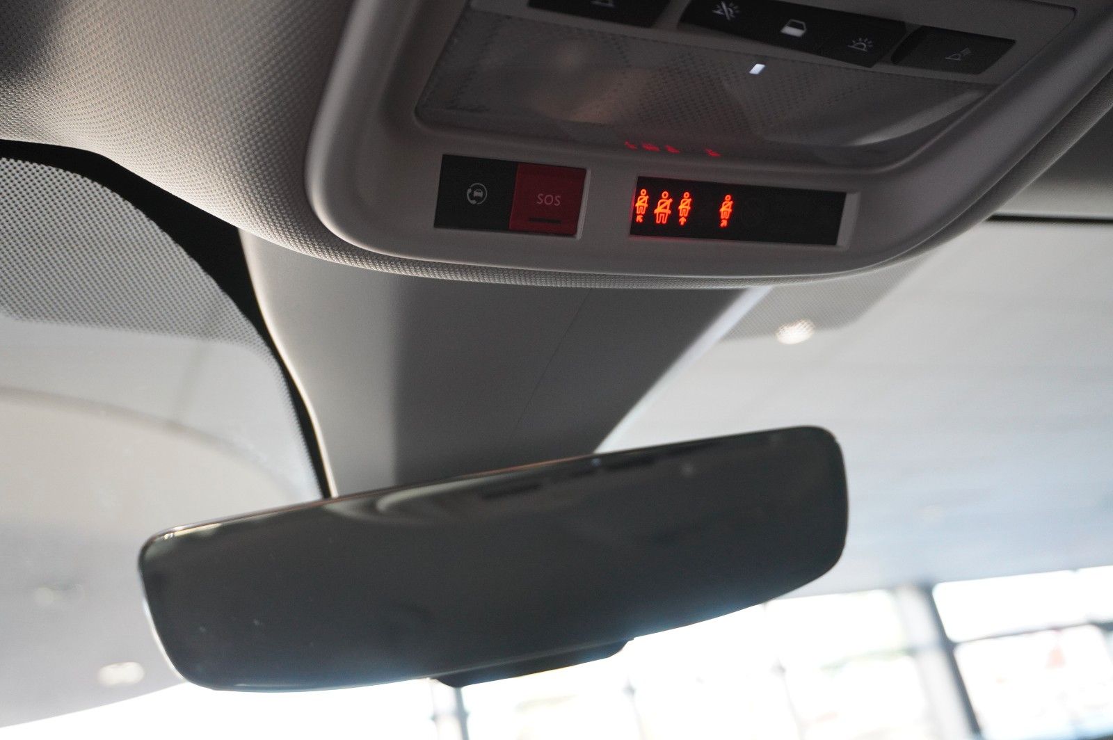 Fahrzeugabbildung Opel Grandland (X) ULTIMATE 4HYBRID NAVI/LED/SPORT/SH