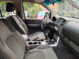 Nissan Navara Pickup Double Cab SE 4X4 / 1. Hand / - Nissan Navara Gebrauchtwagen Hamburg
