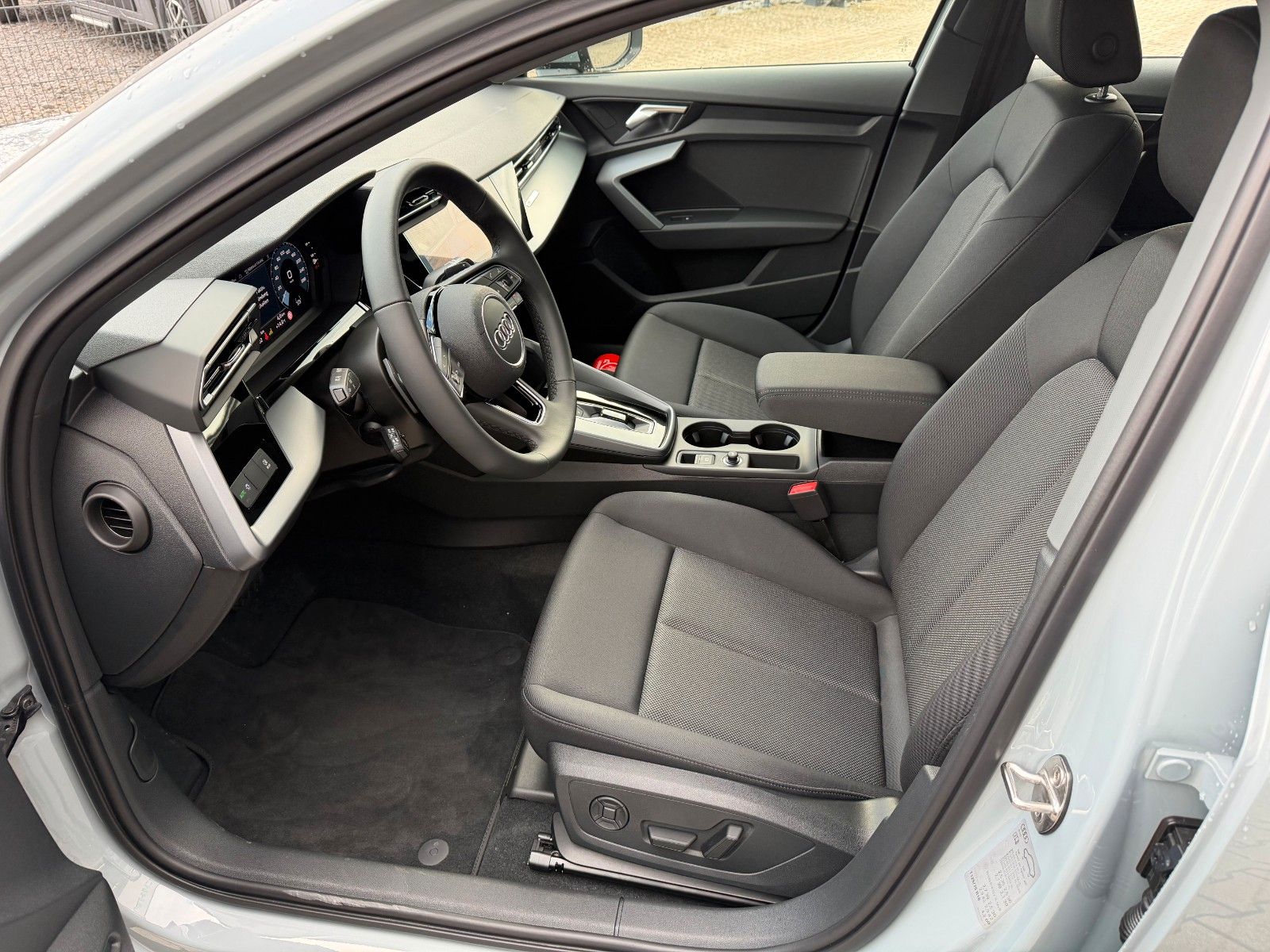 Fahrzeugabbildung Audi A3 Sportback 35 TFSI S Tronic LED