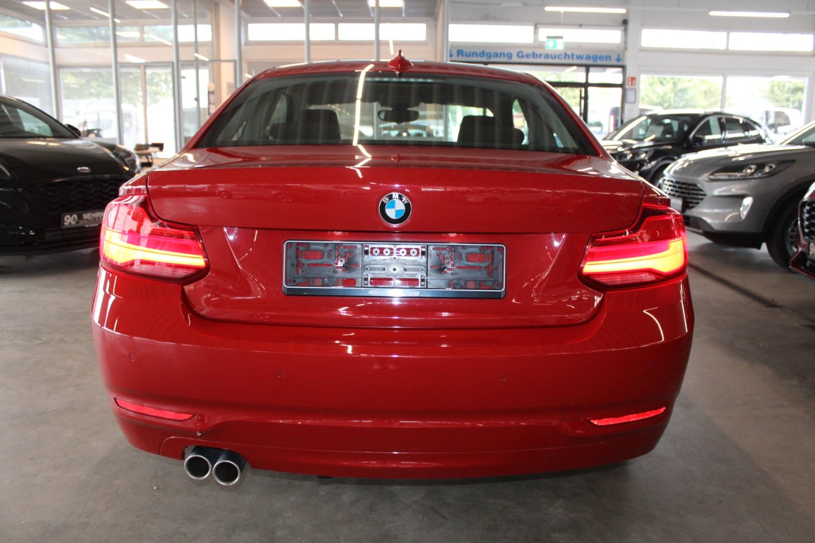 Fahrzeugabbildung BMW 220d xDrive Steptronic Coupé Advantage AHK  uvm.