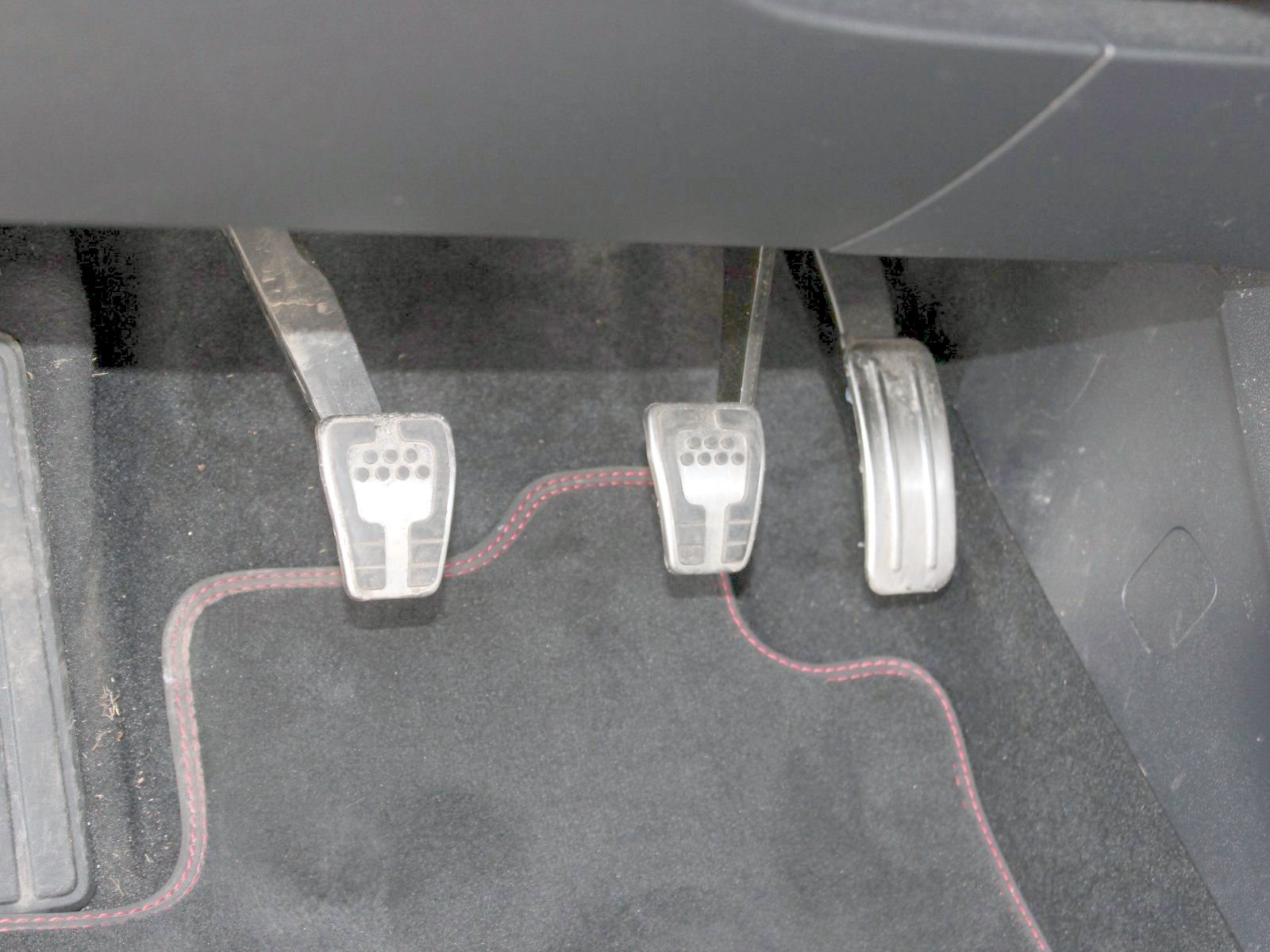 Fahrzeugabbildung Ford Puma ST-Line X 1,0 EcoBoost Mild Hybrid