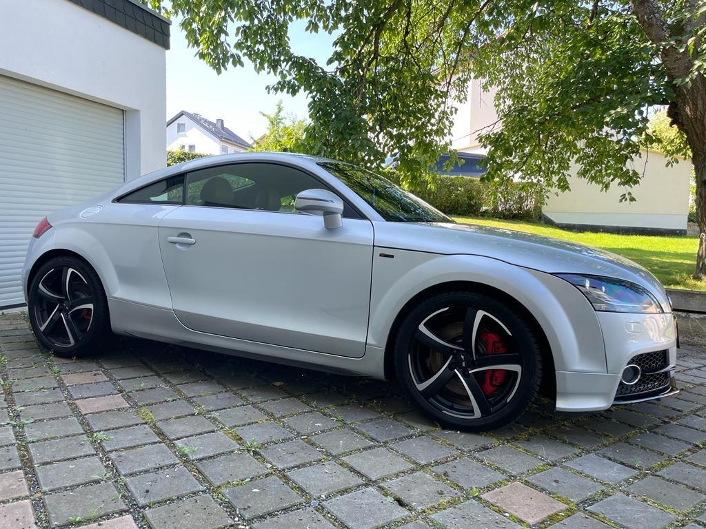 Audi TT Coupe/Roadster 3.2 Coupe quattro Leder!