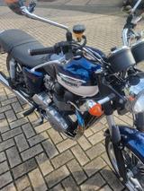 Triumph Bonnville T 100 SE  - TRIUMPH T 100