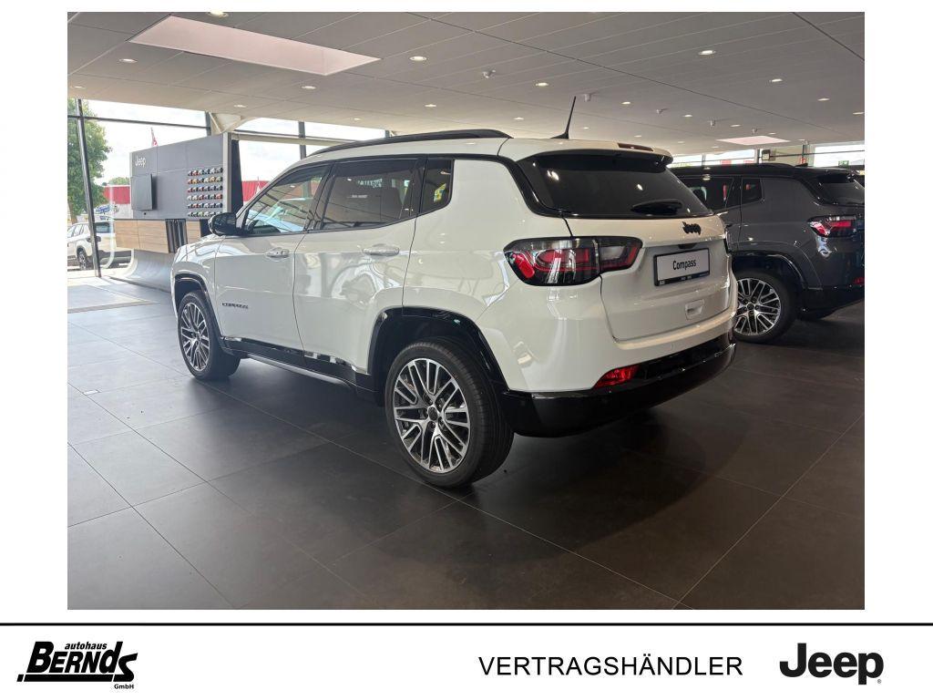 Jeep Compass 1.5 GSE T4 48V e-Hybrid Automatik Summit