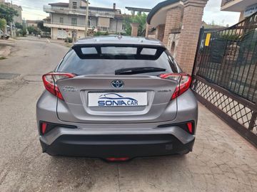 Toyota C-HR - 4