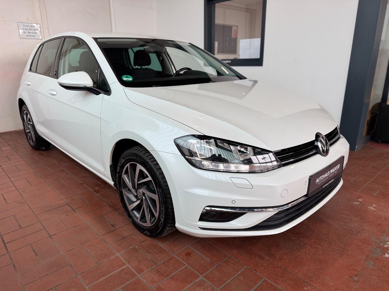 Volkswagen Golf VII 1.0 TSI Sound/DSG/ACC/Carplay/TÜVNeu