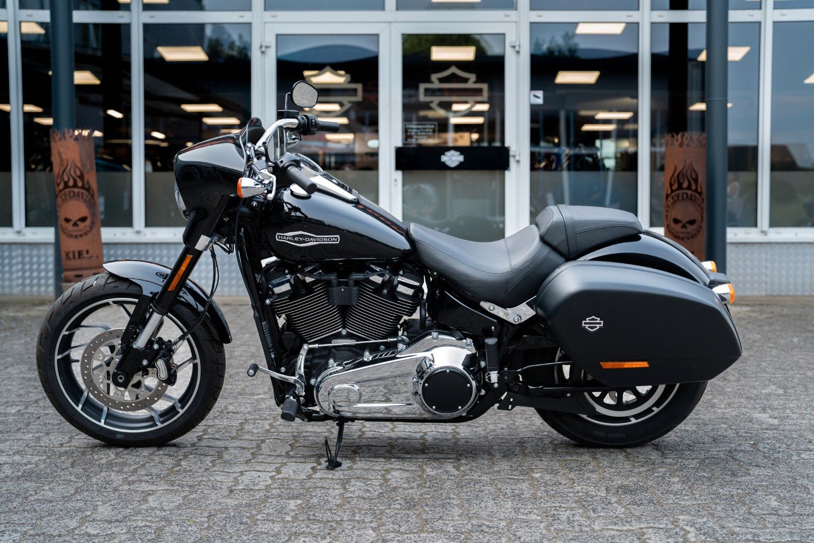 Fahrzeugabbildung Harley-Davidson FLSB Sport Glide Softail