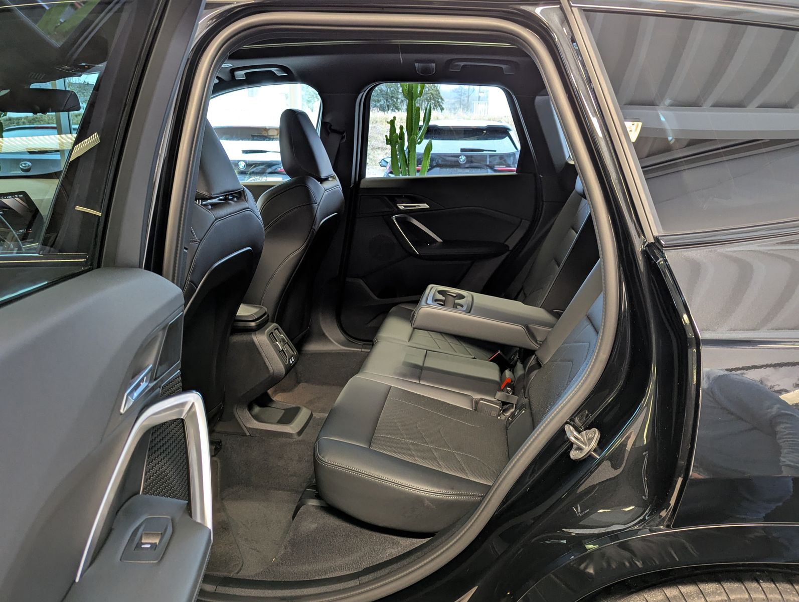 BMW X1 18 d M-Sport Pano Premium-Travel-Paket AHK - Image 13