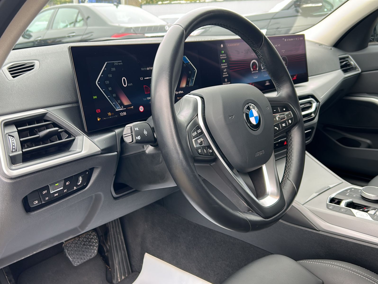 Fahrzeugabbildung BMW 320d Touring Aut.