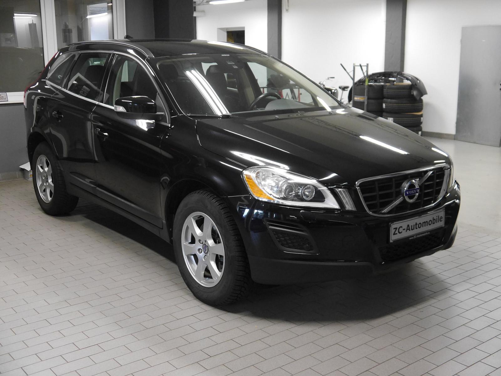 Volvo XC 60 XC60 Momentum 2WD - Nav - SHZ - PDC - AHK