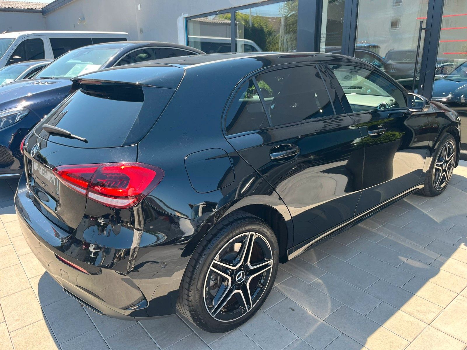 Fahrzeugabbildung Mercedes-Benz A 250 A -Klasse A 250 e Edition 2020