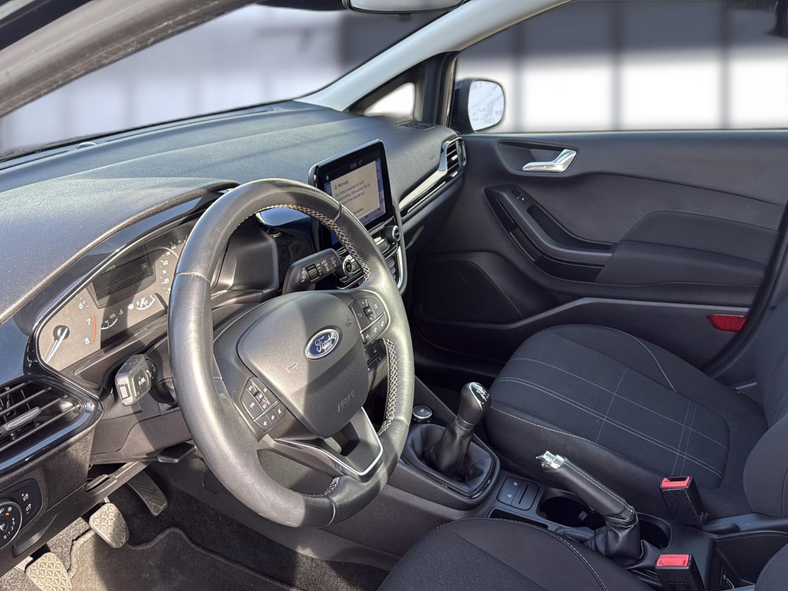 Fahrzeugabbildung Ford Fiesta Cool & Connect/Getriebe+Kupplung neu