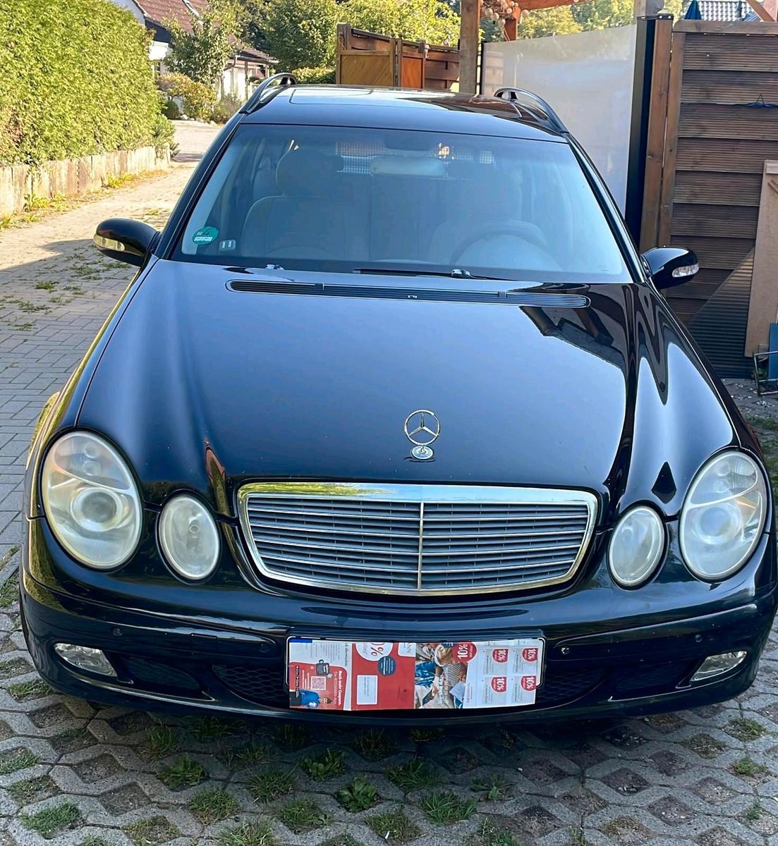 Mercedes-Benz E 220