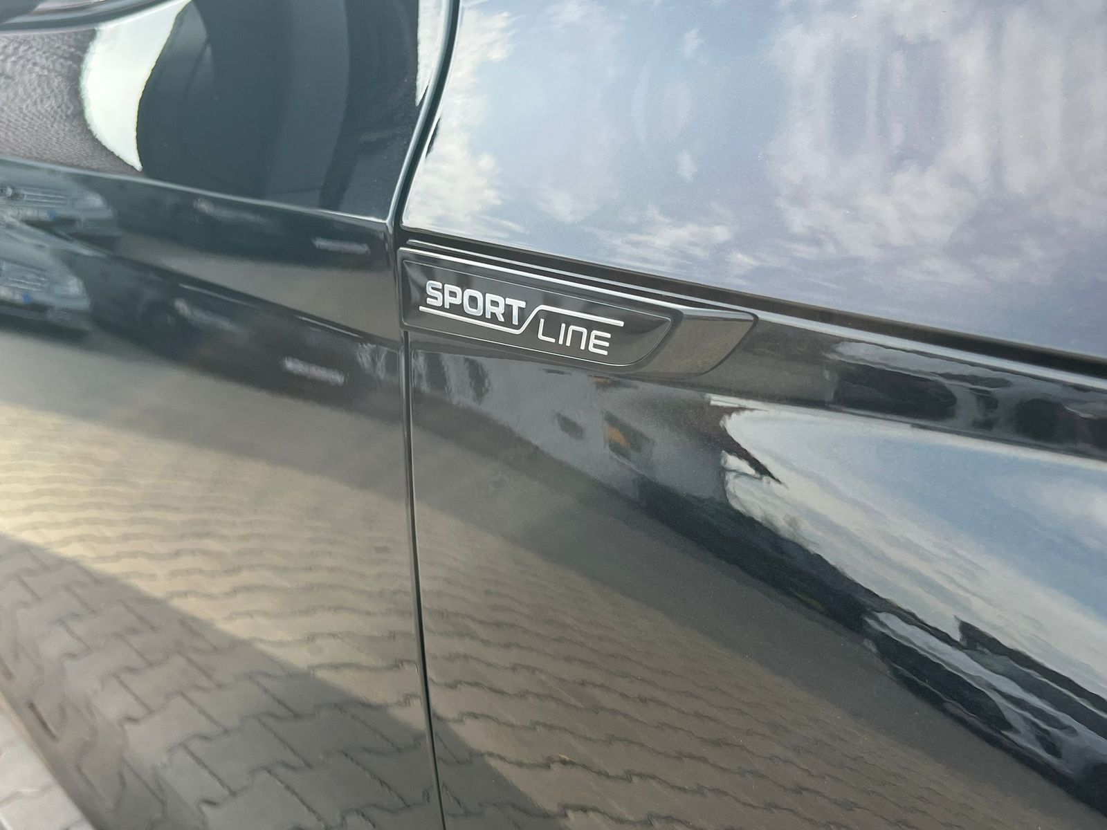 Imagen del vehículo: SKODA Octavia 2.0 TDI Sportline DSG MATRIX*INVIERNO*5 años