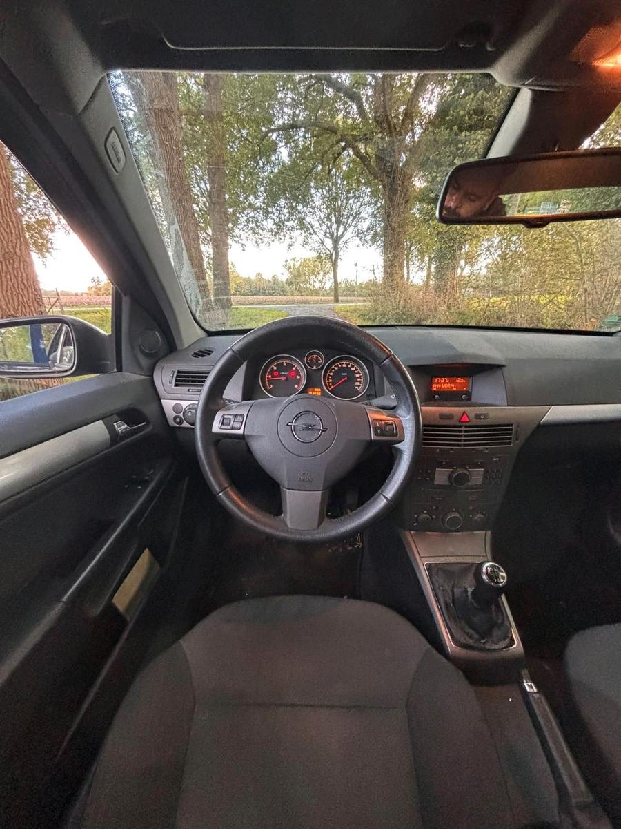 Opel Astra 2006 — двигун 102 HP (75kW)