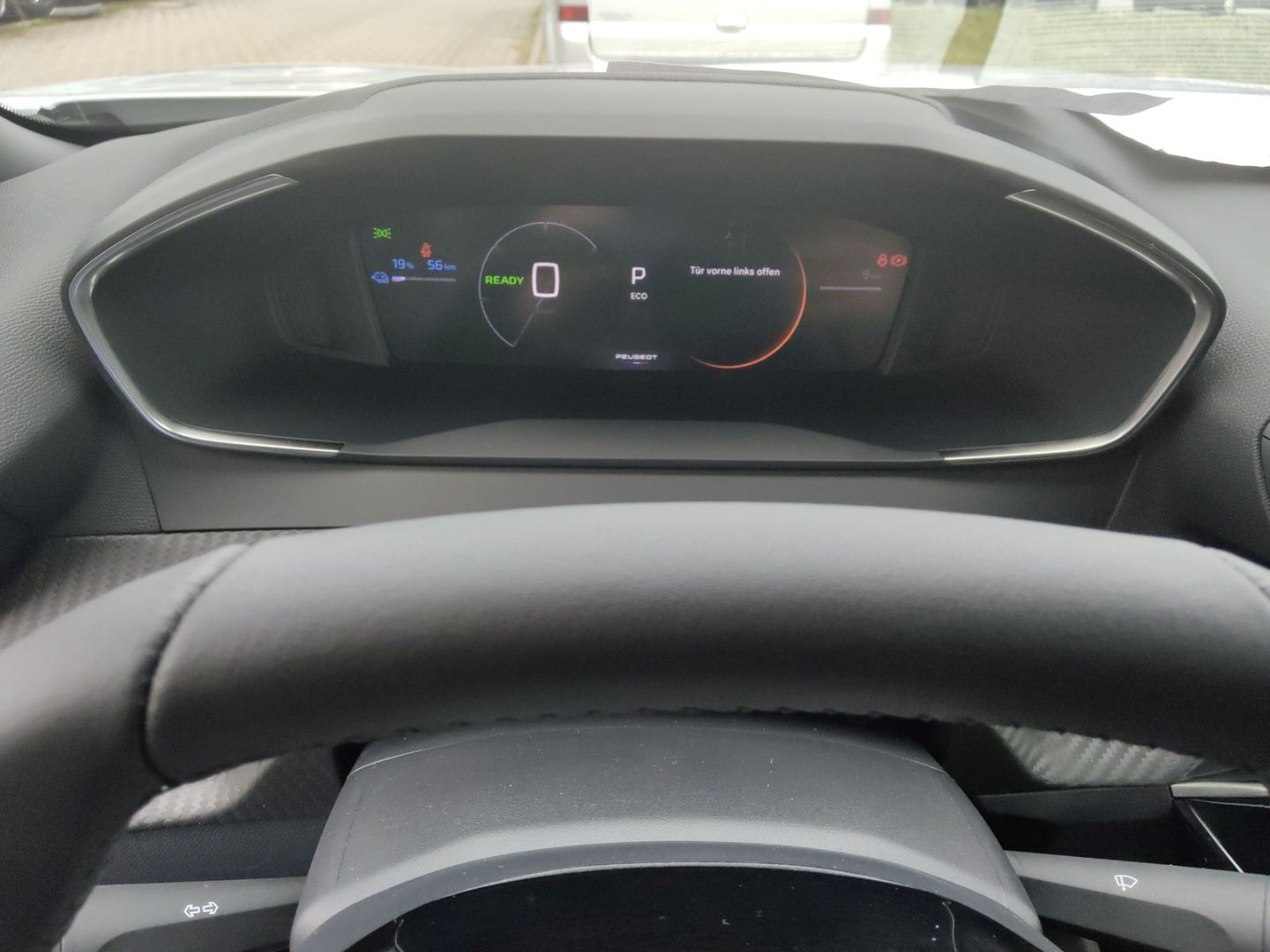 Peugeot 2008 - Bild 12