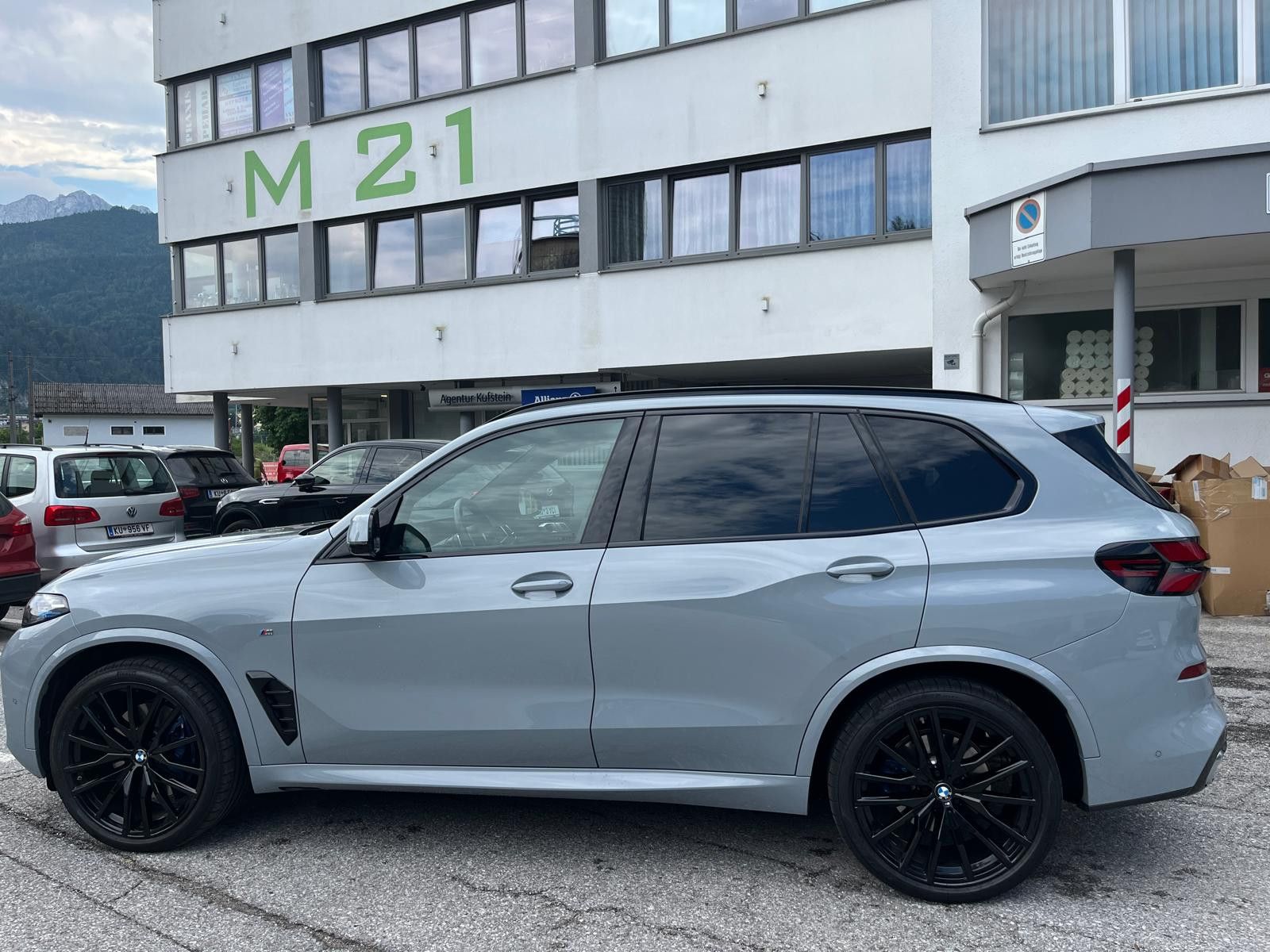 BMW X5 xDrive30d M Sport/Panorama/ICONIC