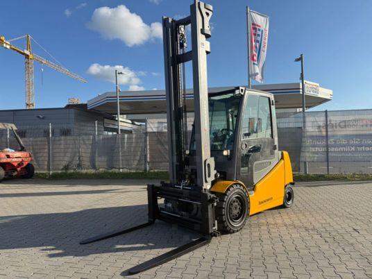 Jungheinrich EFG 540 Baujahr 2020/ Akku 2020 / Stunden 2831