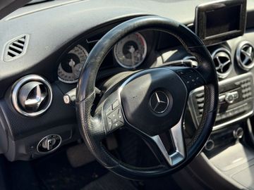 Mercedes A 180 - 9
