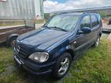 Mercedes-Benz Mercedes Benz ML 320, AHK, TÜV, Allrad - Mercedes-Benz ML 320 aus 2000