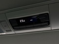 Fahrzeugabbildung Volkswagen T6.1 Multivan Comfortl. - Navi*Kamera*Standhzg!!