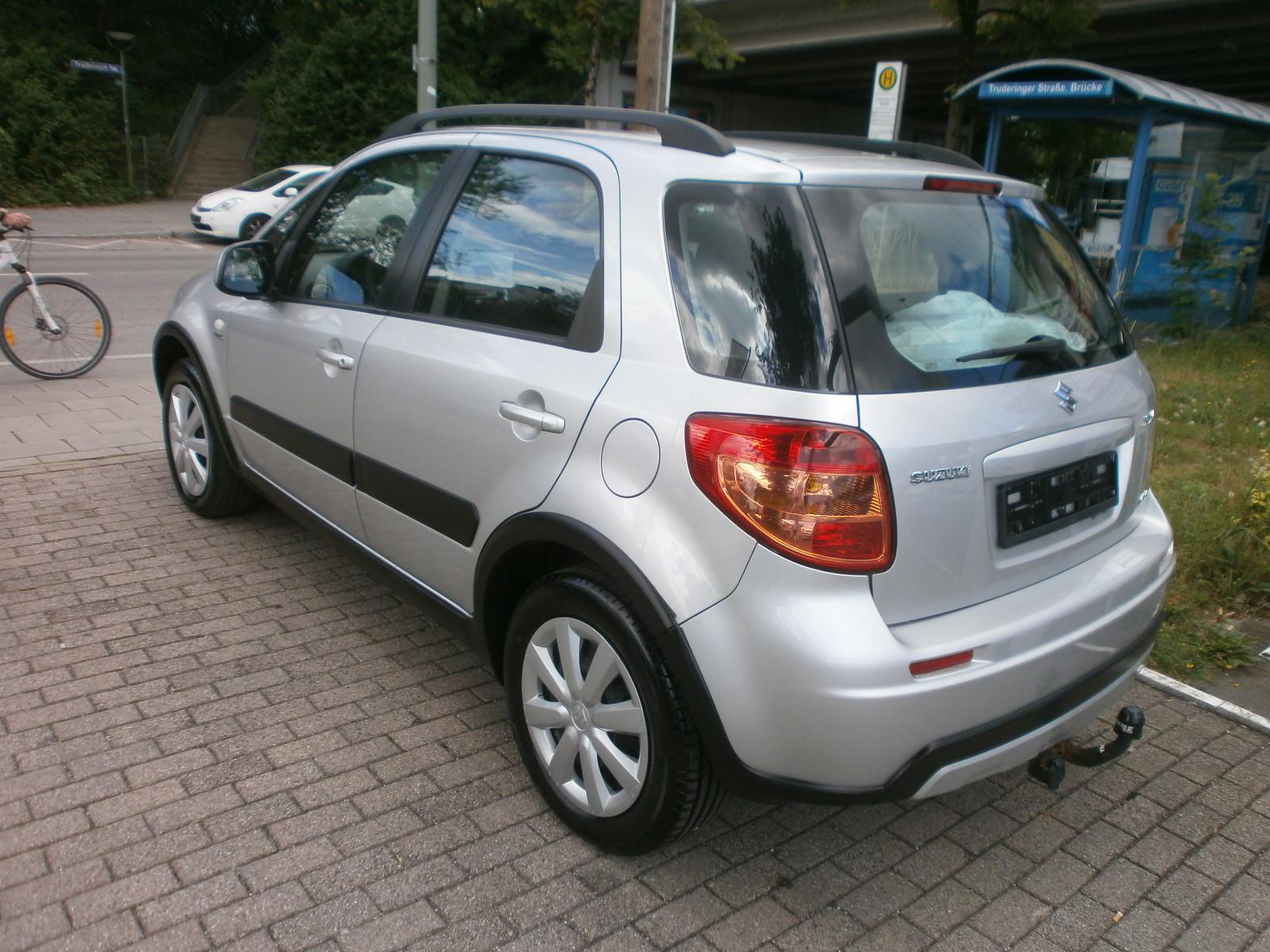 Suzuki SX4 Club