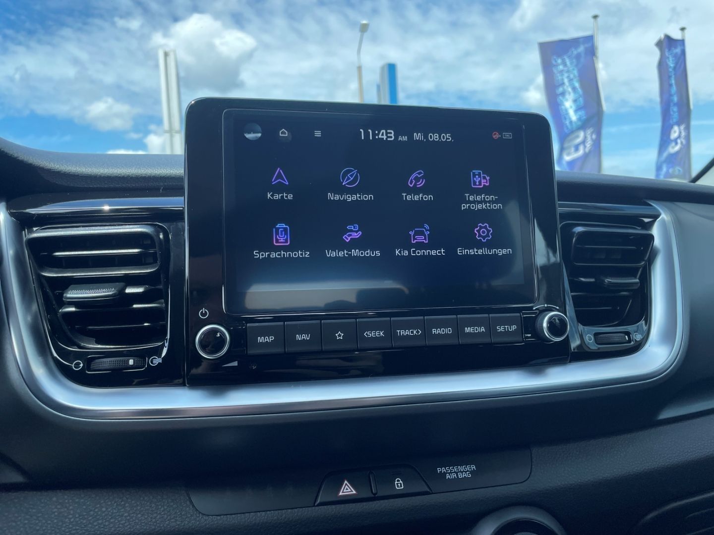 Fahrzeugabbildung Kia Stonic Vision Navi KlimaDAB SHZ LenkradHZG