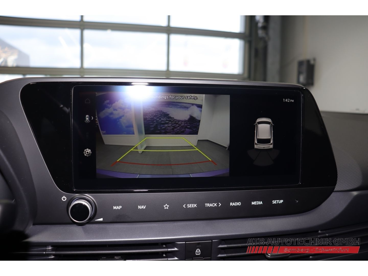 Fahrzeugabbildung Hyundai i20 Trend MY25 1.0 T-GDI 100 PS 6-MT 2WD Navi Ap