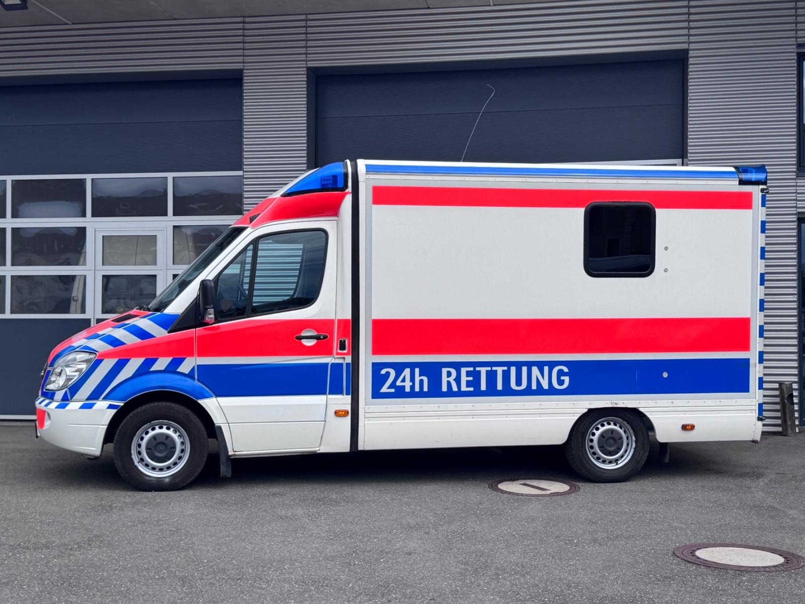 Mercedes-Benz Sprinter 316 CDI RTW Schwerlast Trage Lift