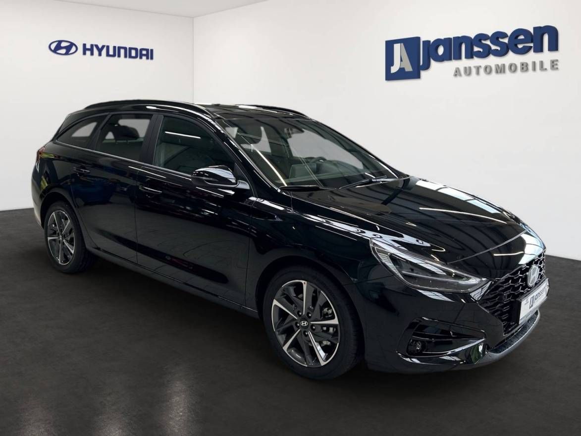 Fahrzeugabbildung Hyundai i30 FL Kombi Trend Plus-Paket, Panoramadach