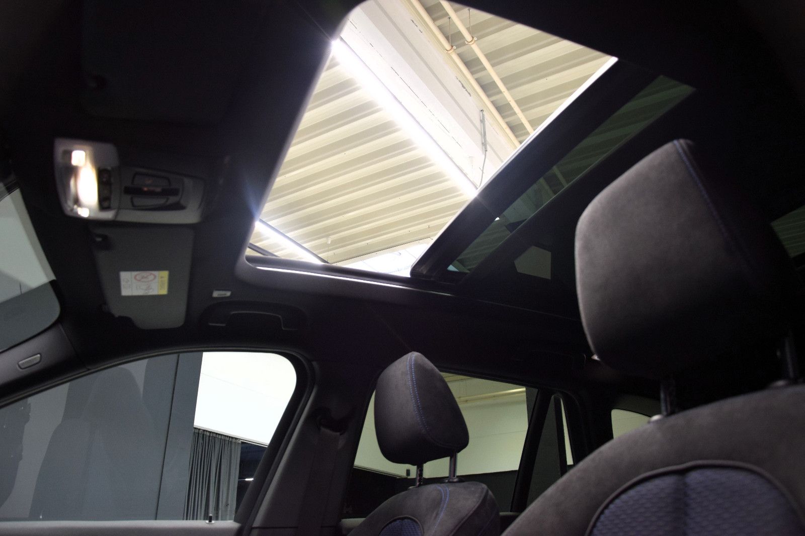 Fahrzeugabbildung BMW X1 xDrive 18 d M Sport LED Pano HuD Navi Kamera