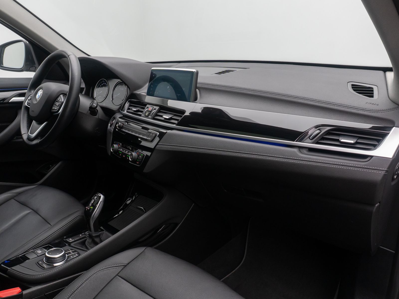 Fahrzeugabbildung BMW X1 xD20d xLine DAB Kamera Panorama Leder Sport