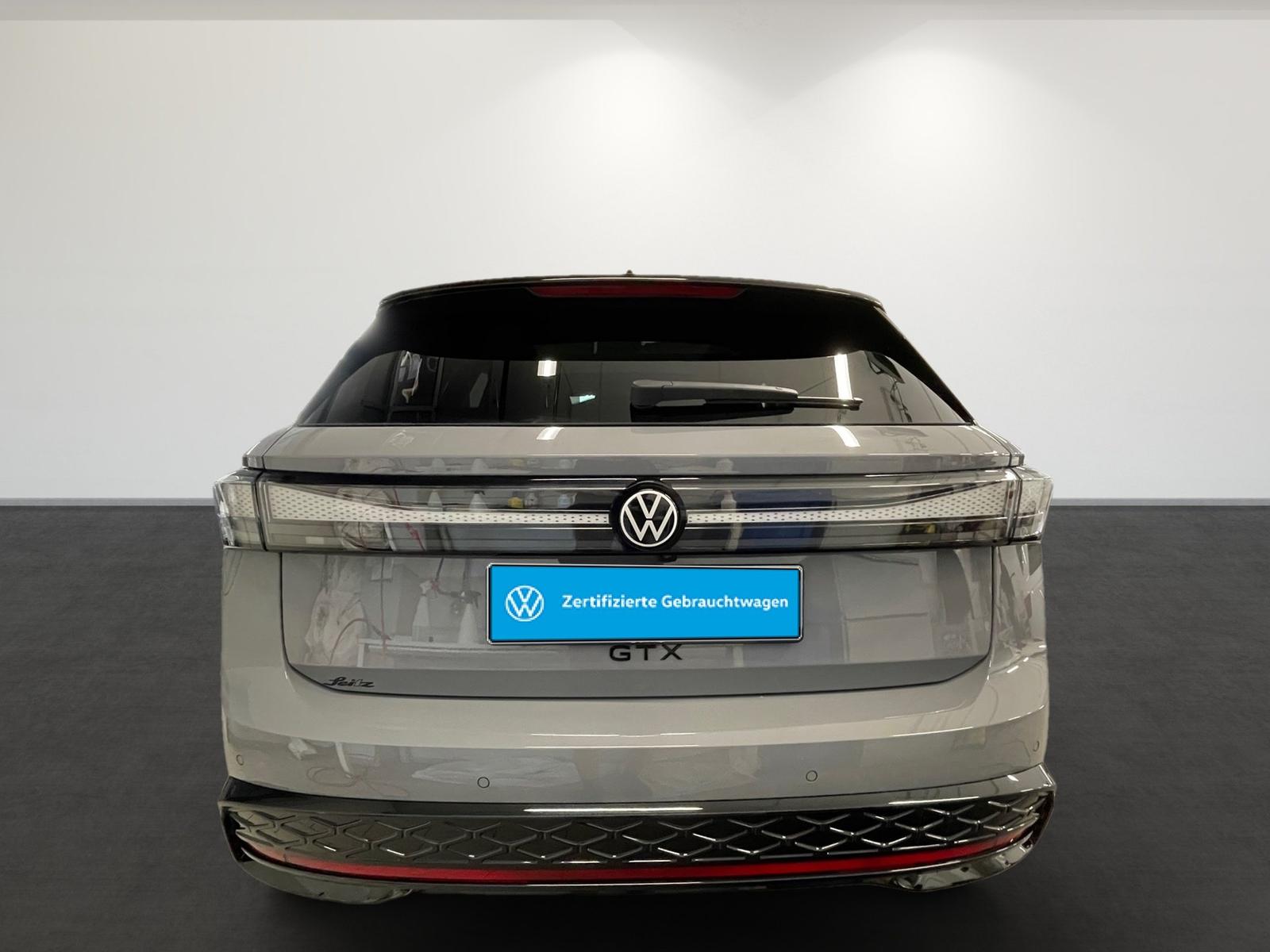 Volkswagen ID.7 Tourer 4M GTX *AHK*HEAD-UP*HARMAN*PANO*MATR
