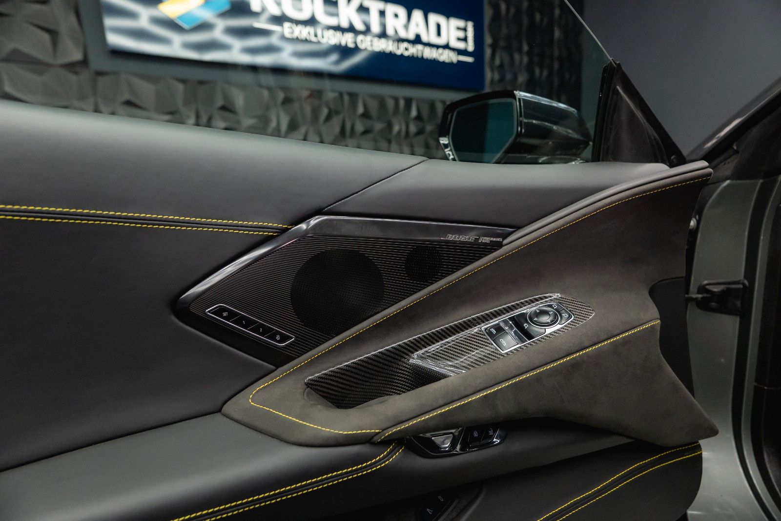 Fahrzeugabbildung Corvette C8 Stingray 3LT Targa Z51 Performa. Lift Carbon