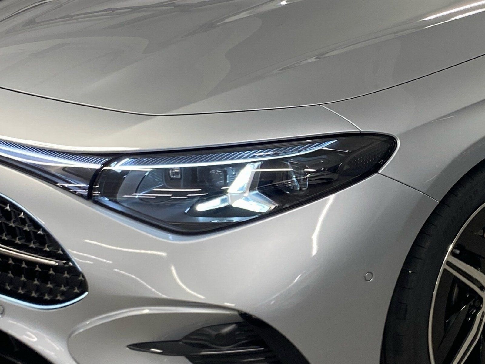 Fahrzeugabbildung Mercedes-Benz CLA 200 AMG*Distro*360°*MultiBeam*Night*Pano*LED
