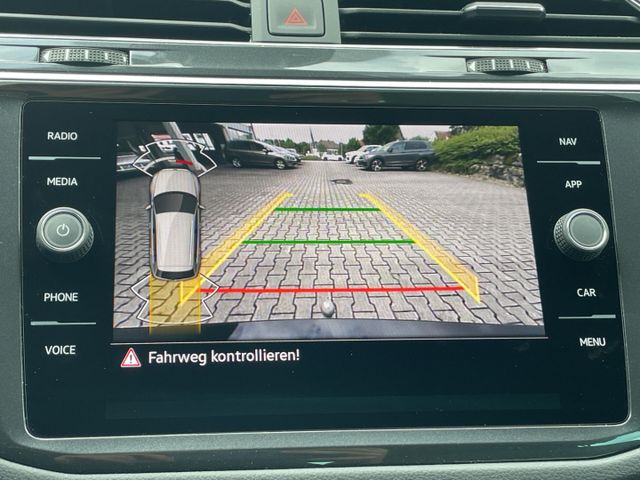 Tiguan 2.0TDI DSG R-Line Standhzg/AHK/HUD/Kamera