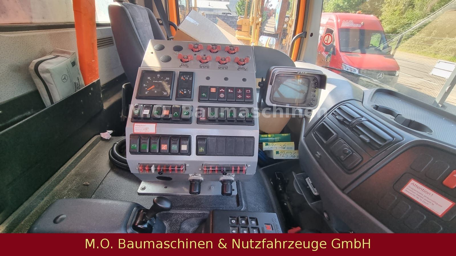 Fahrzeugabbildung Mercedes-Benz Atego 1523