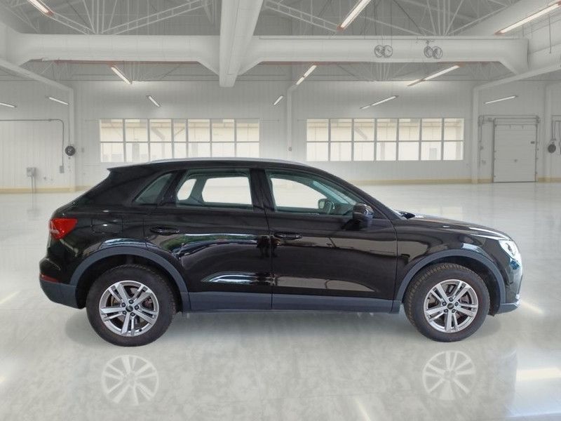 Audi AUDI Q3 45 TFSI E S TRONIC BUSINESS SUV imagem 3