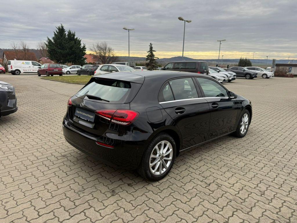 Mercedes-Benz A 250 e 8G-DCT Style