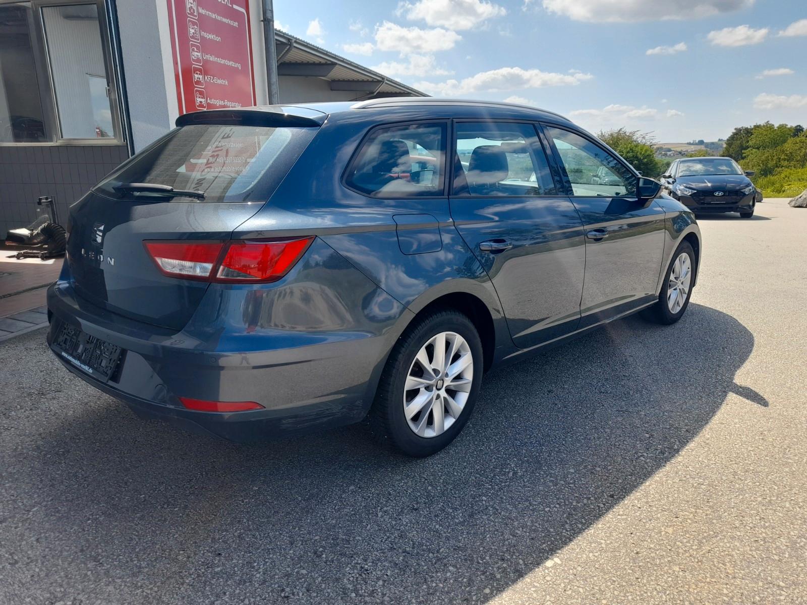 Seat Leon 1.6 TDI ST Style NAVI/SHZG/PDC/KLIMAANLAGE
