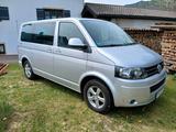 Volkswagen T5 Multivan - mit Diesel-Antrieb: Grau, Kleinwagen