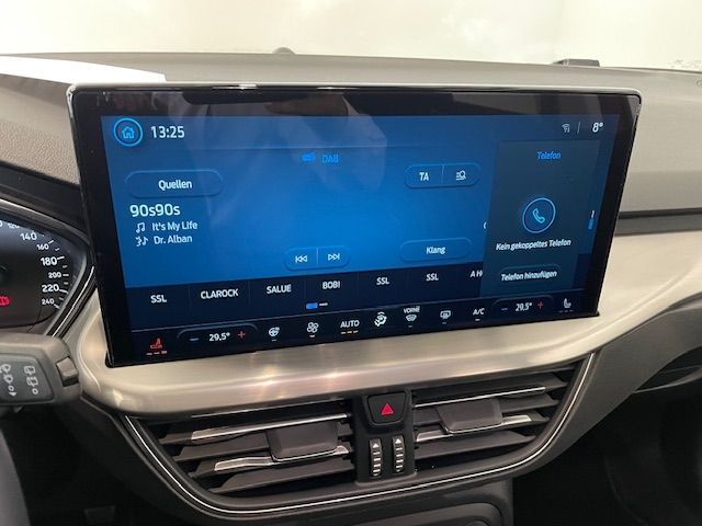 Fahrzeugabbildung Ford Focus Turnier Titanium 1.0 EcoBoost Mild-Hybrid