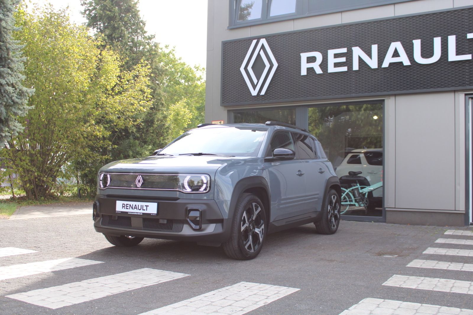 Renault R 4 E-Tech Techno 150 Comfort Range imagem 3